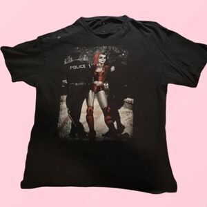 Harley Quinn DC Batman taken by police T-Shirt (XL)